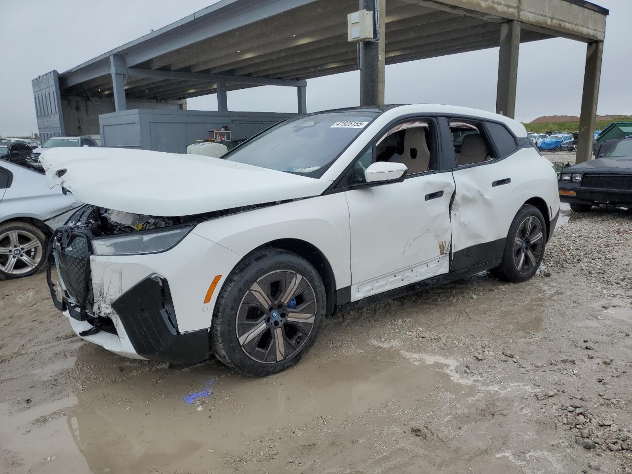 2025 BMW IX XDRIVE50 | WB523CF03SCT45934 | UPCARS