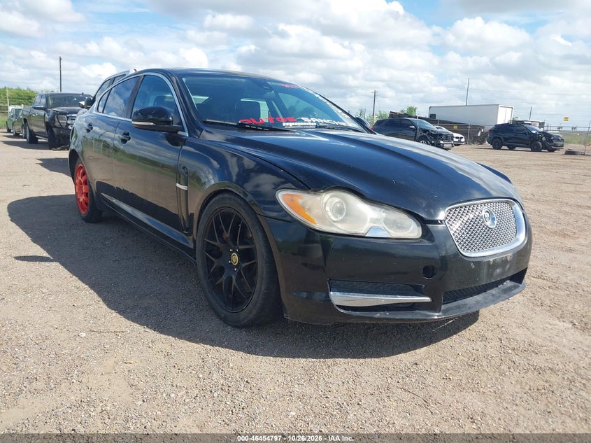 2011 JAGUAR XF | SAJWA0FB2BLS12045 | UPCARS