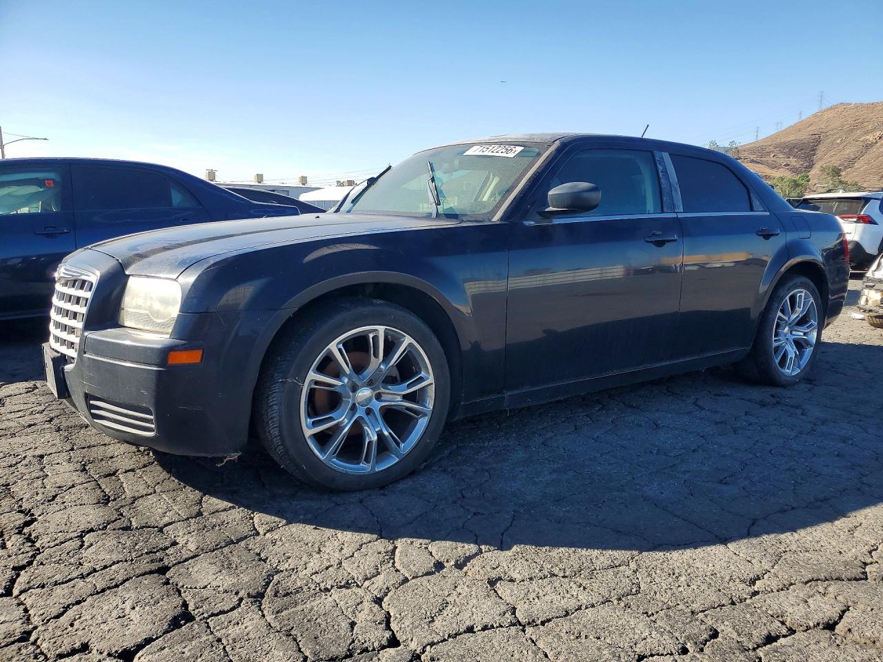 2008 CHRYSLER 300 LX | 2C3KA43R18H126192 | UPCARS