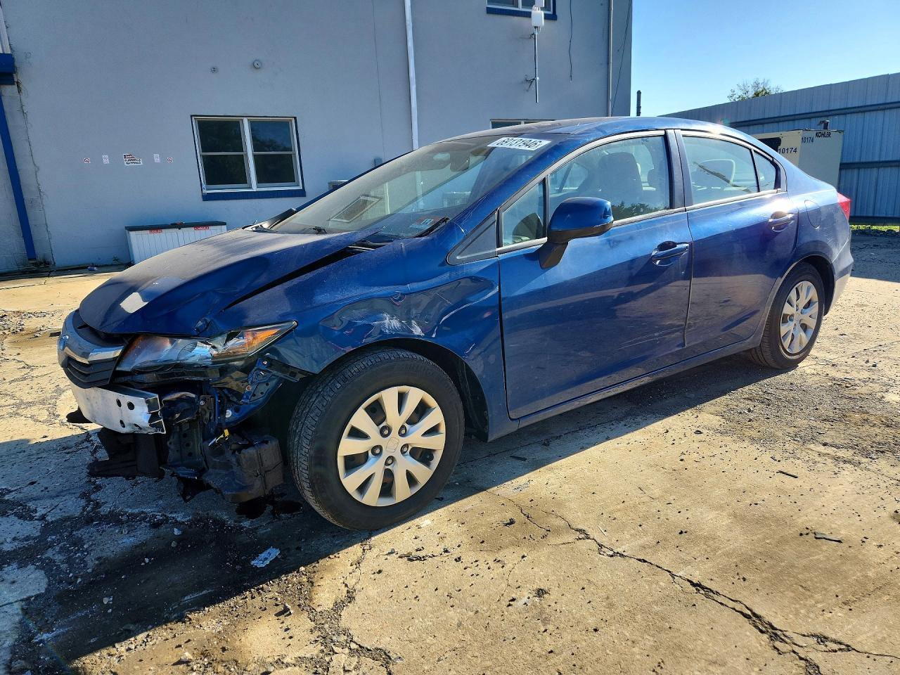 2012 HONDA CIVIC LX | 2HGFB2F51CH535665 | UPCARS