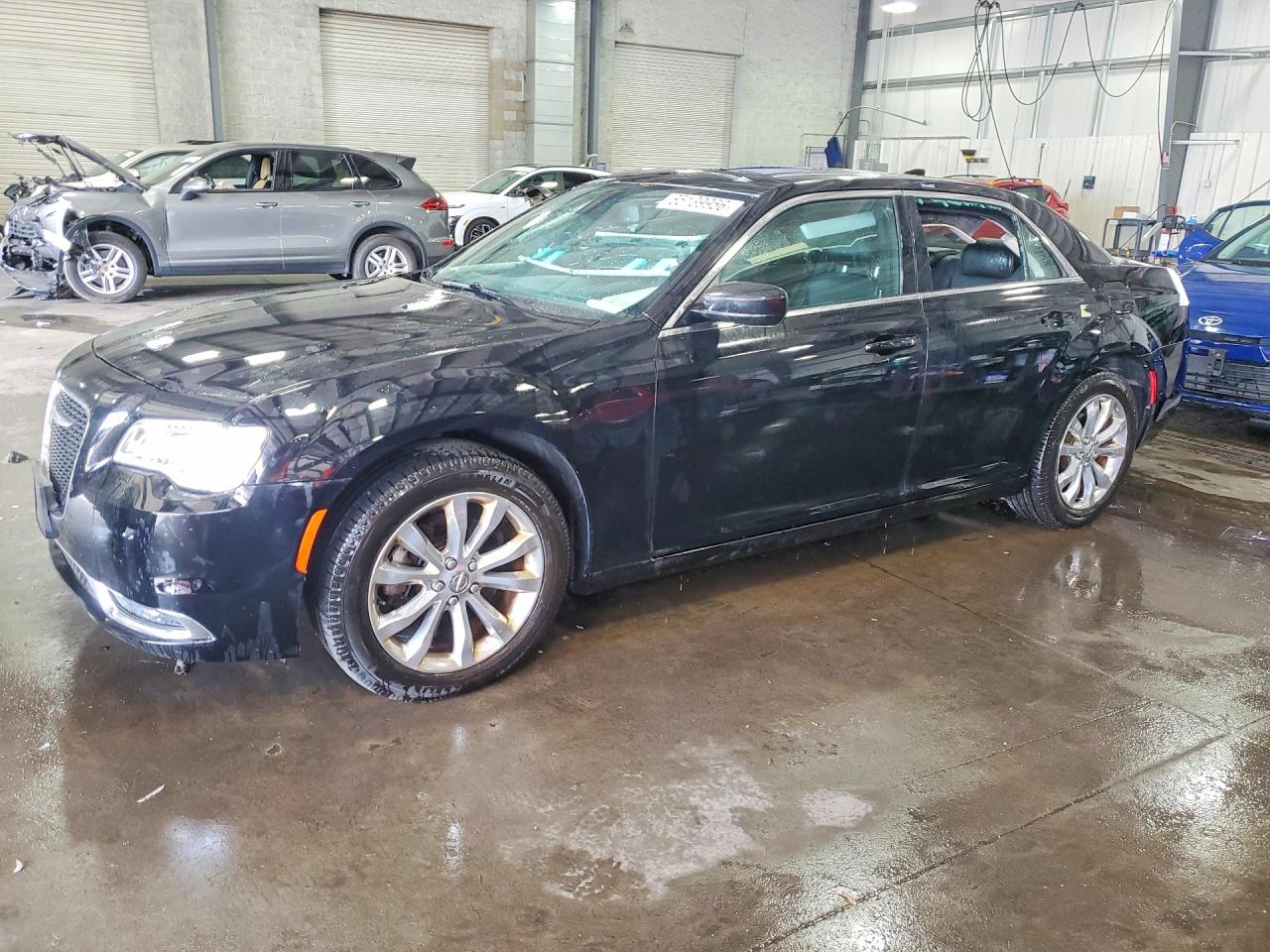 2018 CHRYSLER 300 TOURING | 2C3CCARG9JH235766 | UPCARS