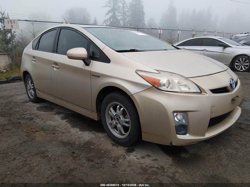 2011 TOYOTA PRIUS FOUR | JTDKN3DU8B0250372 | UPCARS