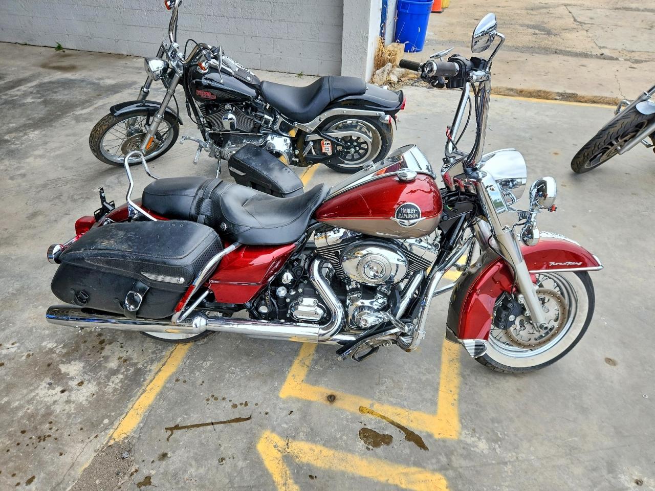 2009 HARLEY-DAVIDSON FL | 1HD1FR4149Y688737 | UPCARS