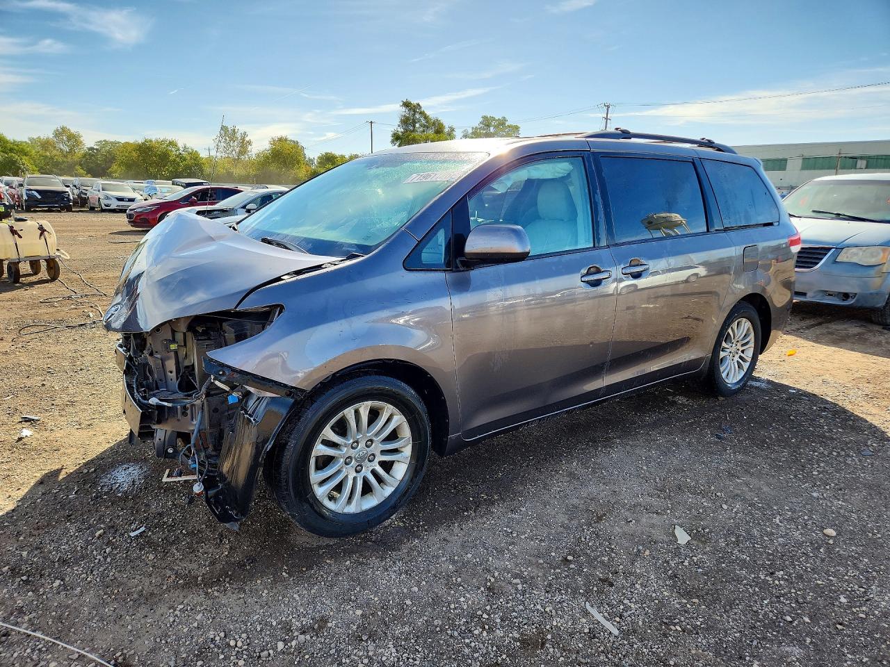 2012 TOYOTA SIENNA XLE 8-PASSENGER | 5TDYK3DC8CS197567 | UPCARS