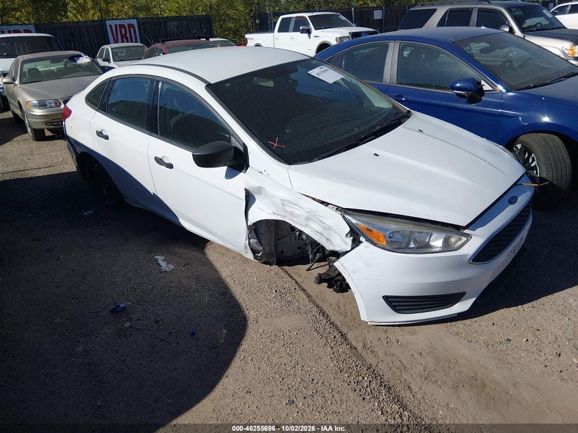 2016 FORD FOCU S | 1FADP3E28GL228643 | UPCARS