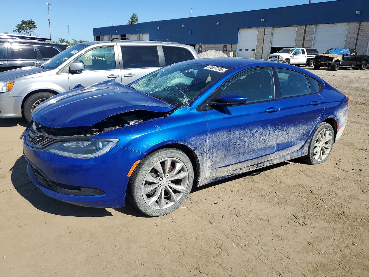 2015 CHRYSLER 200 S | 1C3CCCBG7FN727846 | UPCARS