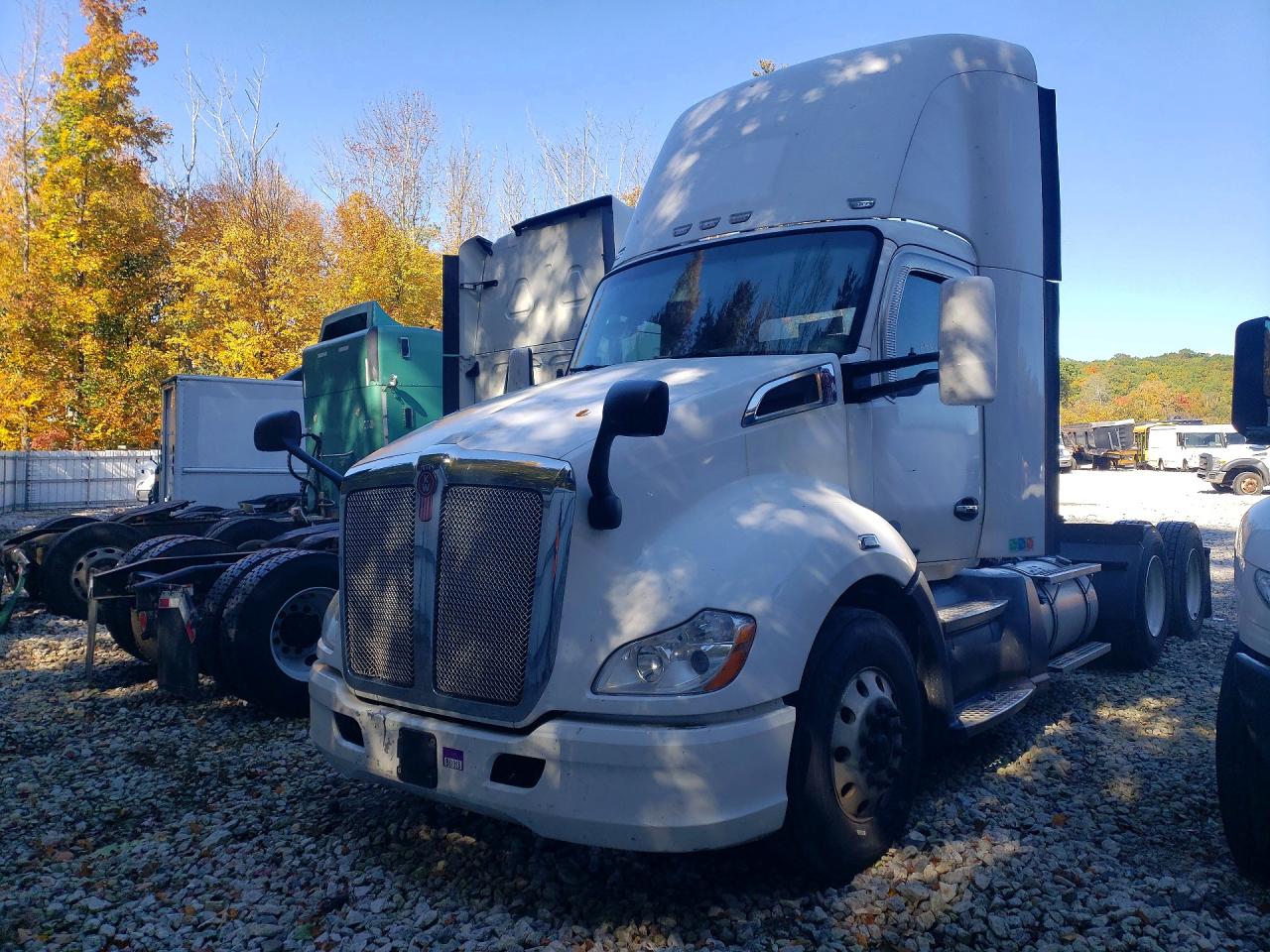 2017 KENWORTH ALL OTHER T680 | 1XKYDP9X8HJ165546 | UPCARS