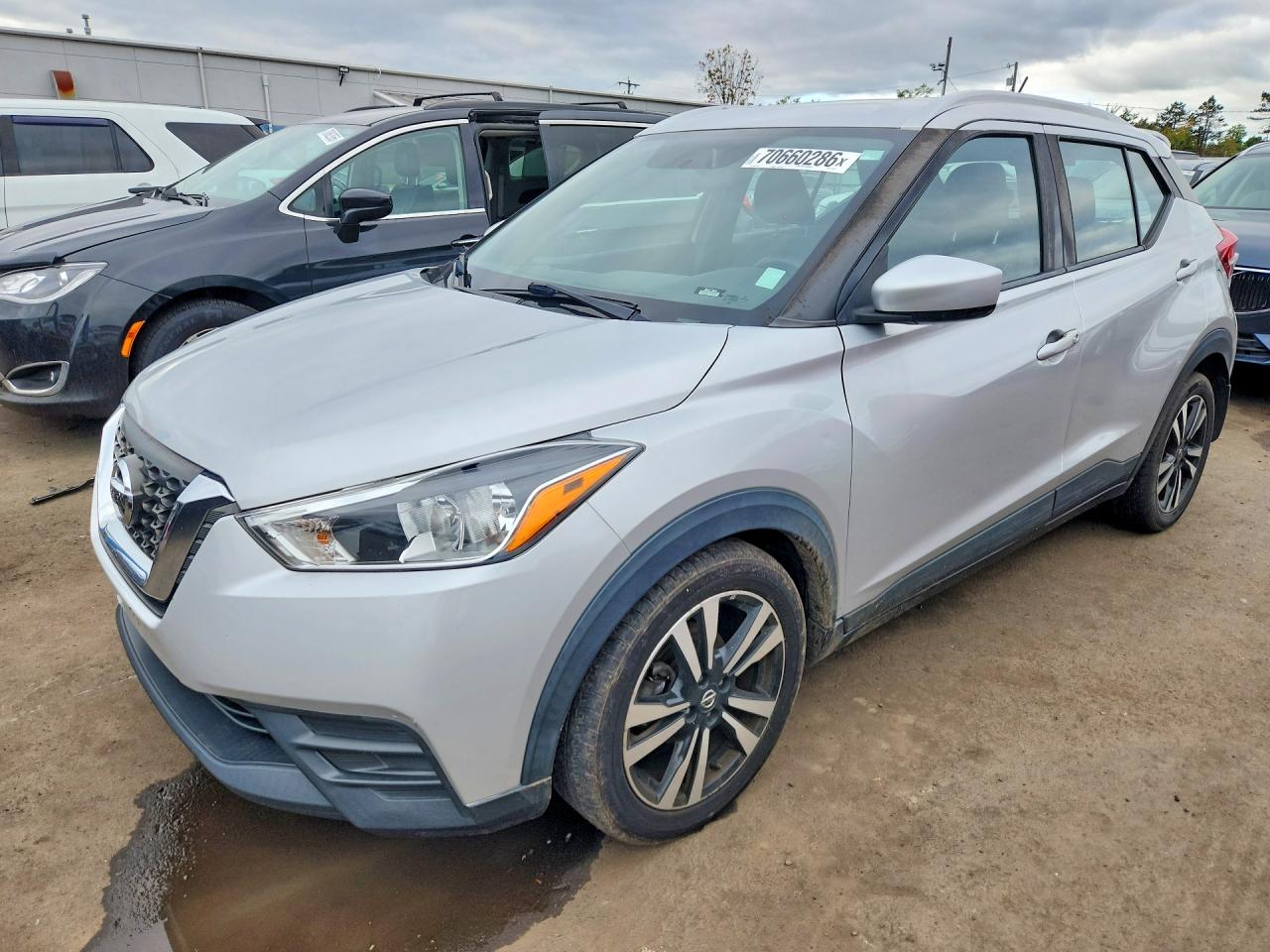 2018 NISSAN KICK SV | 3N1CP5CU1JL537763 | UPCARS