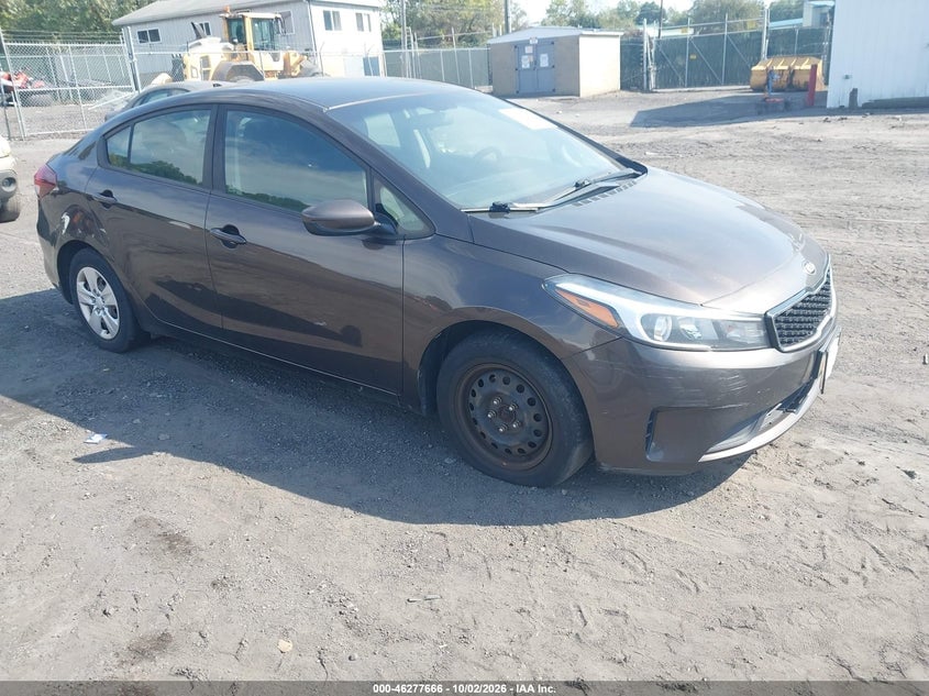 2018 KIA FORTE LX | 3KPFK4A73JE204436 | UPCARS