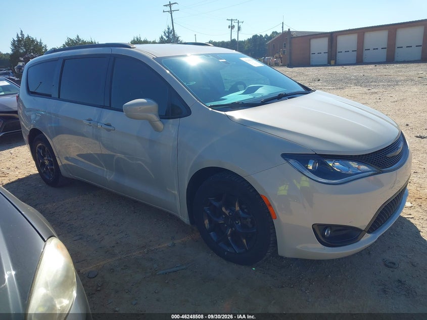 2020 CHRYSLER PACIFICA TOURING L | 2C4RC1BG5LR275176 | UPCARS