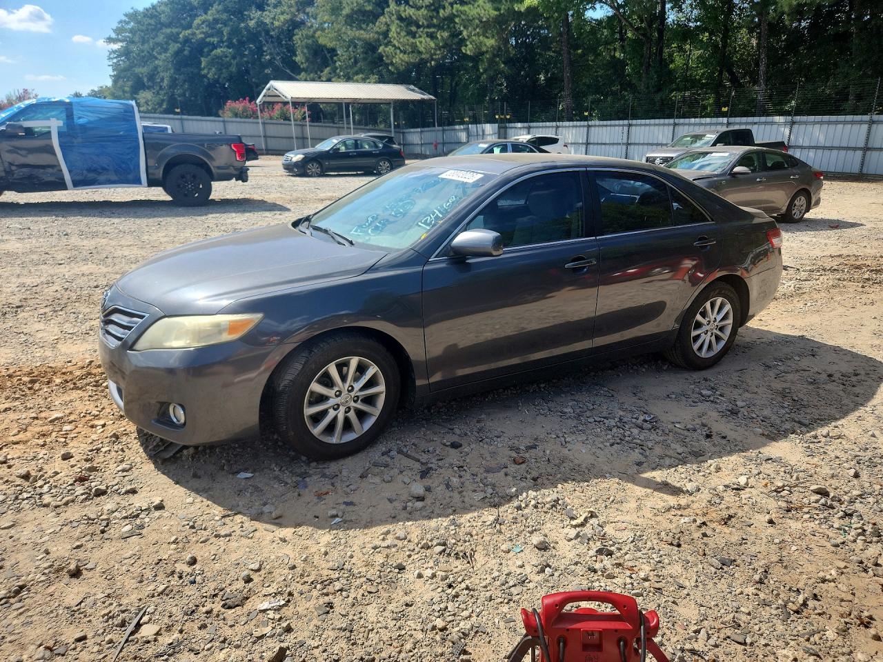 2011 TOYOTA CAMRY XLE | 4T1BF3EK1BU134168 | UPCARS