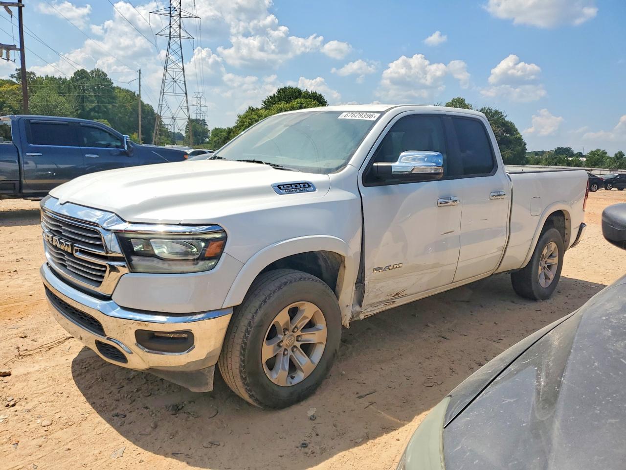 2020 RAM 1500 LARAMIE | 1C6SRFDT1LN318231 | UPCARS
