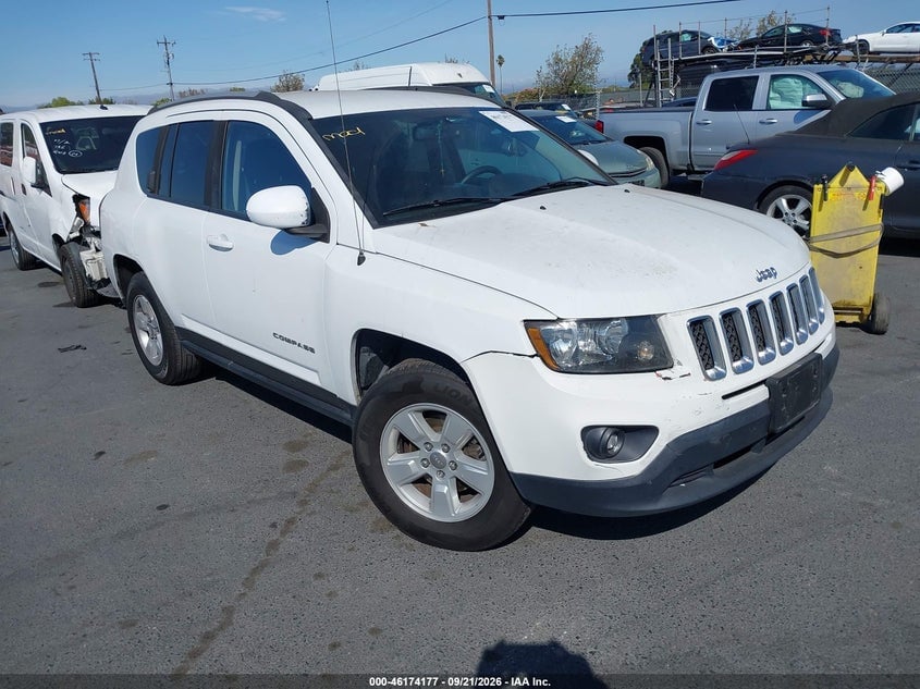 2017 JEEP COMPASS LATITUDE FWD | 1C4NJCEA1HD117287 | UPCARS