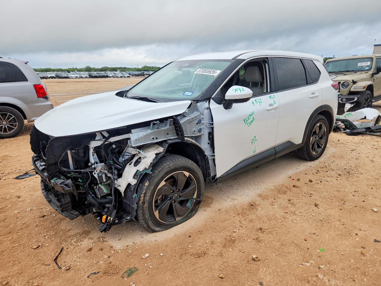 2024 NISSAN ROGUE SV | JN8BT3BB3RW424707 | UPCARS