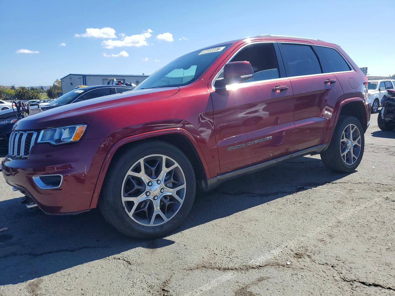 2018 JEEP CHEROKEE LIMITED | 1C4RJFBGXJC324610 | UPCARS