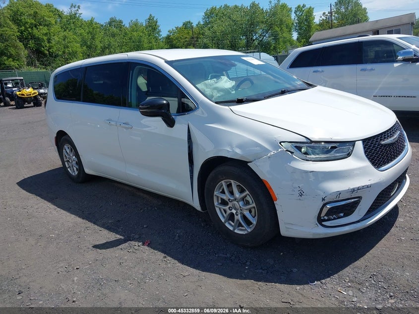 2024 CHRYSLER PACIFICA TOURING L | 2C4RC1BG9RR132532 | UPCARS