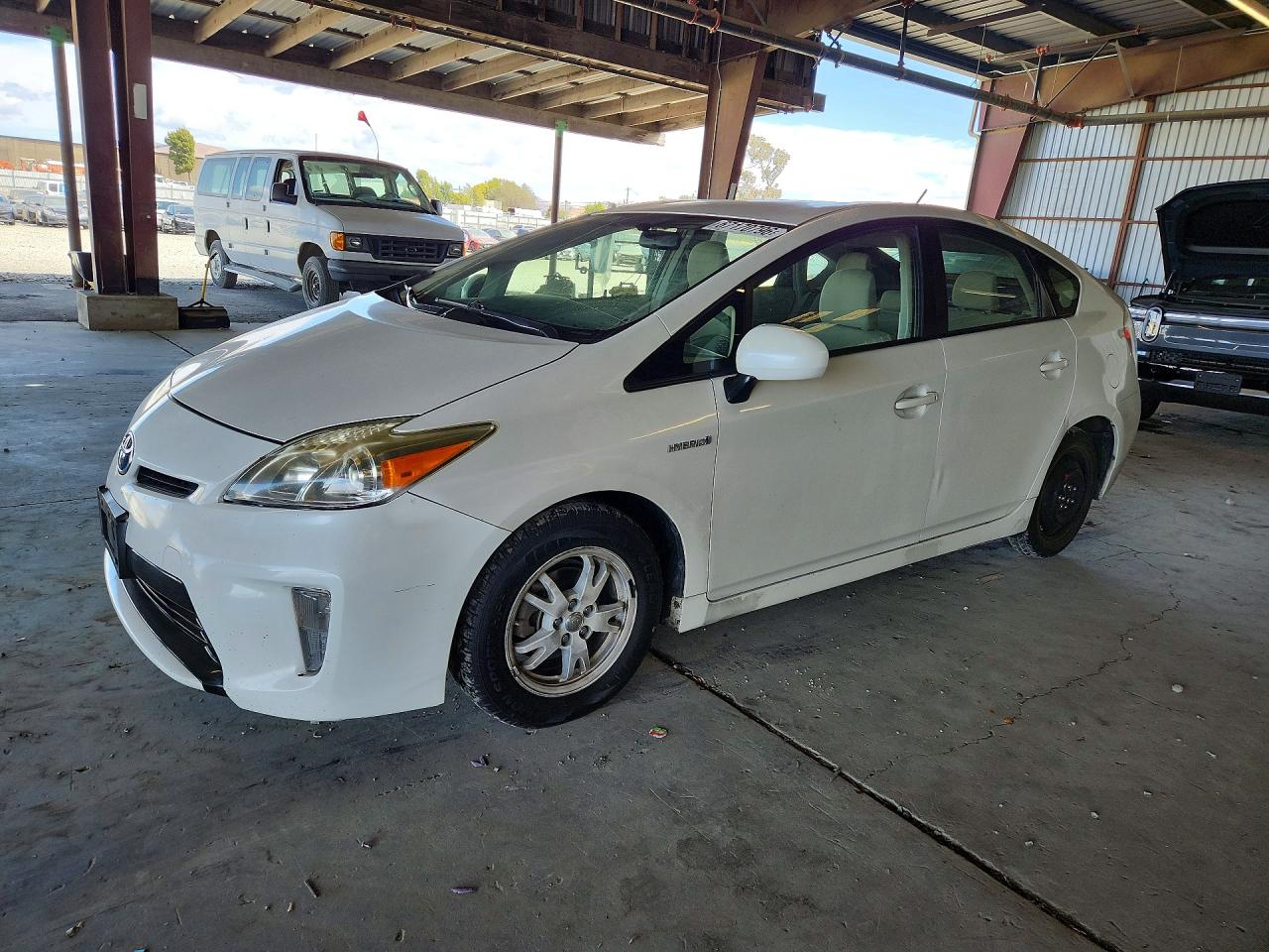 2014 TOYOTA PRIUS TWO | JTDKN3DU7E0362553 | UPCARS