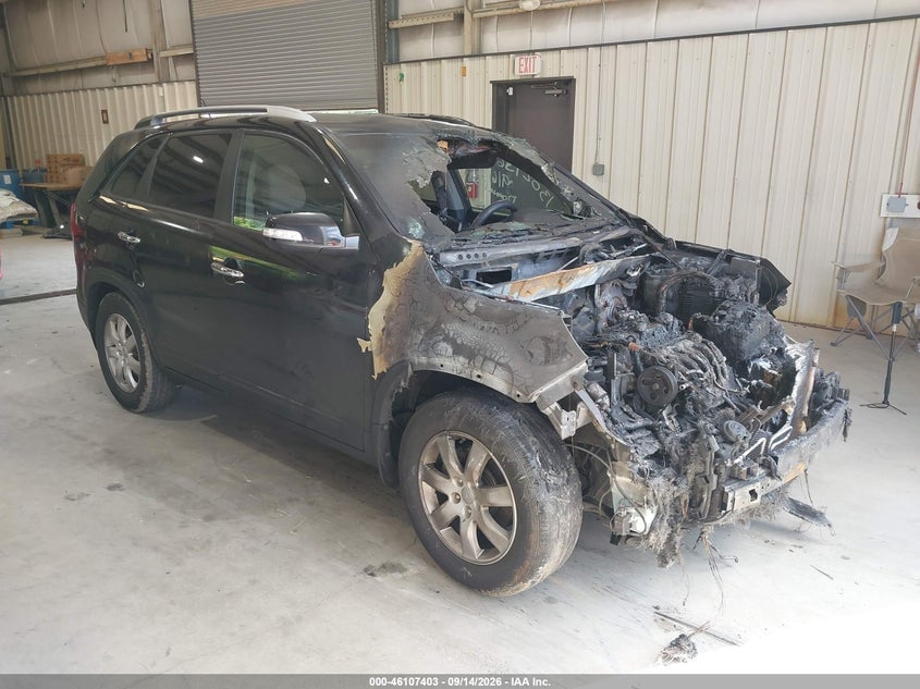2013 KIA SORENTO LX | 5XYKT3A65DG381302 | UPCARS