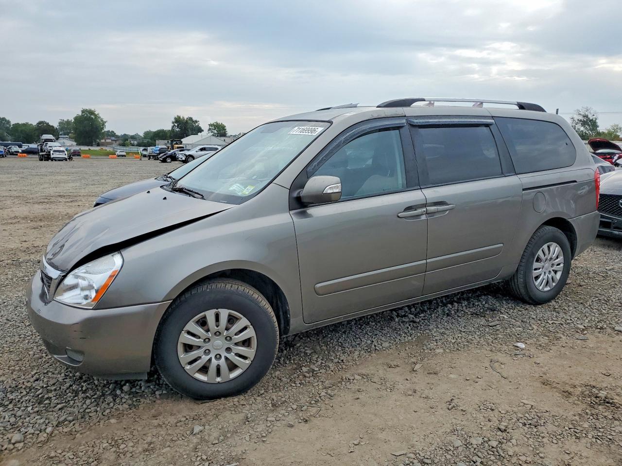 2011 KIA SEDONA LX | KNDMG4C73B6376186 | UPCARS