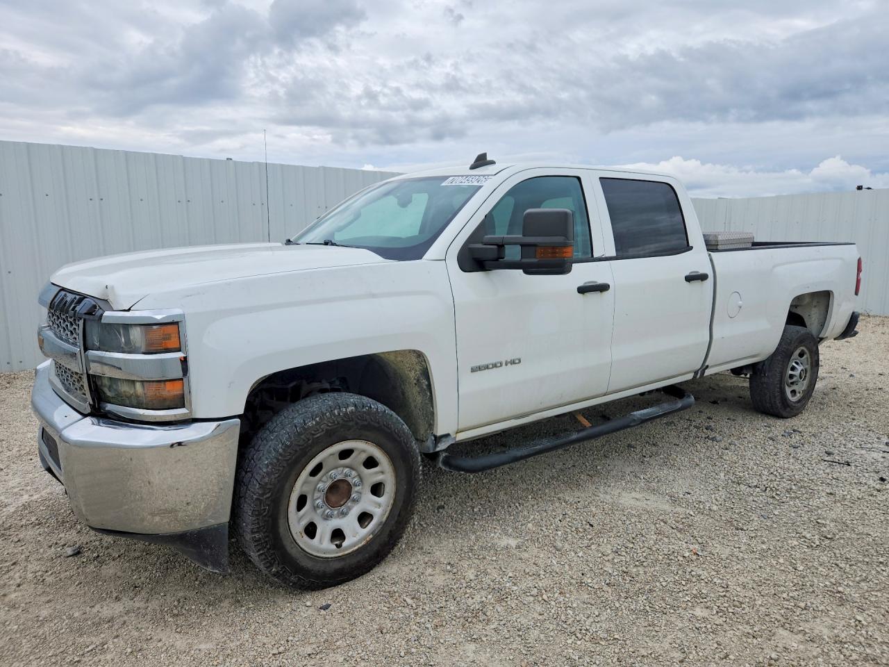 2019 CHEVROLET SILVERADO C2500 HEAVY DUTY | 1GC1CREG3KF188308 | UPCARS