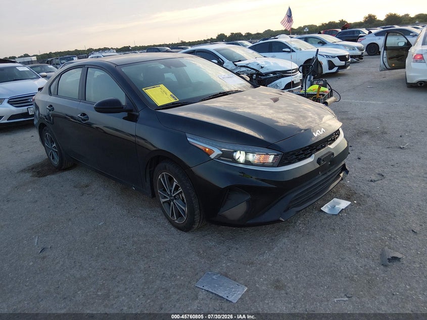 2022 KIA FORTE LXS | 3KPF24AD4NE442162 | UPCARS