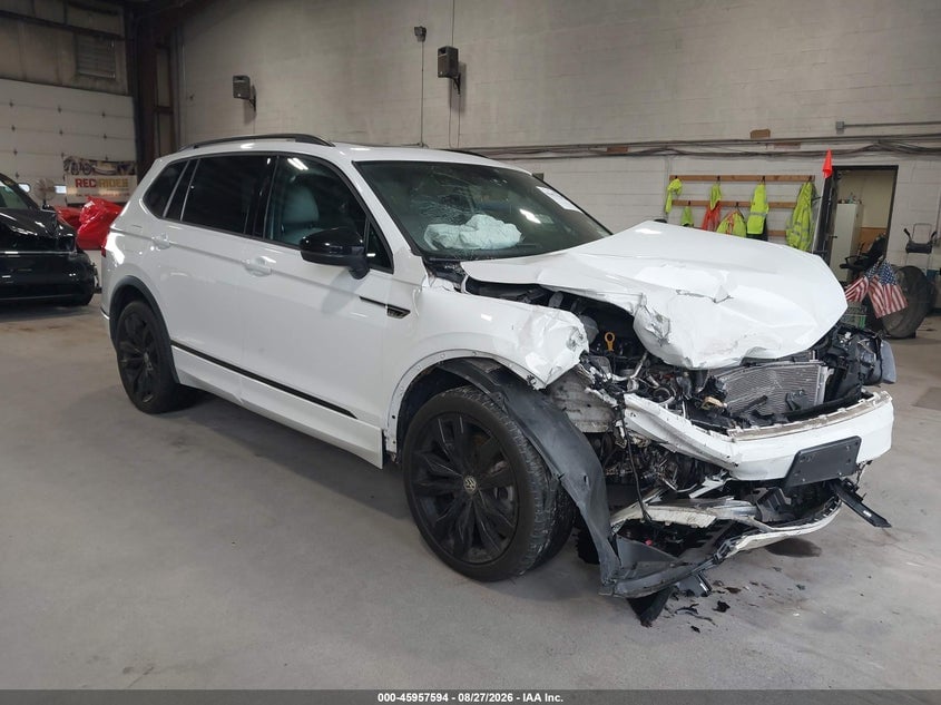 2021 VOLKSWAGEN TIGUAN 2.0T SE/2.0T SE R-LINE BLACK/2.0T SEL | 3VV2B7AX2MM042584 | UPCARS