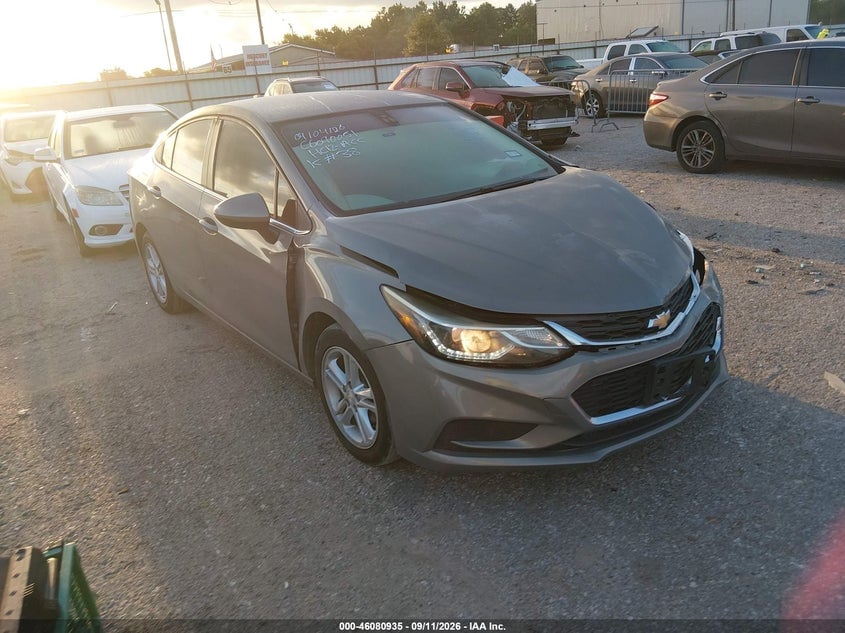 2018 CHEVROLET CRUZE LT AUTO | 1G1BE5SM8J7240020 | UPCARS
