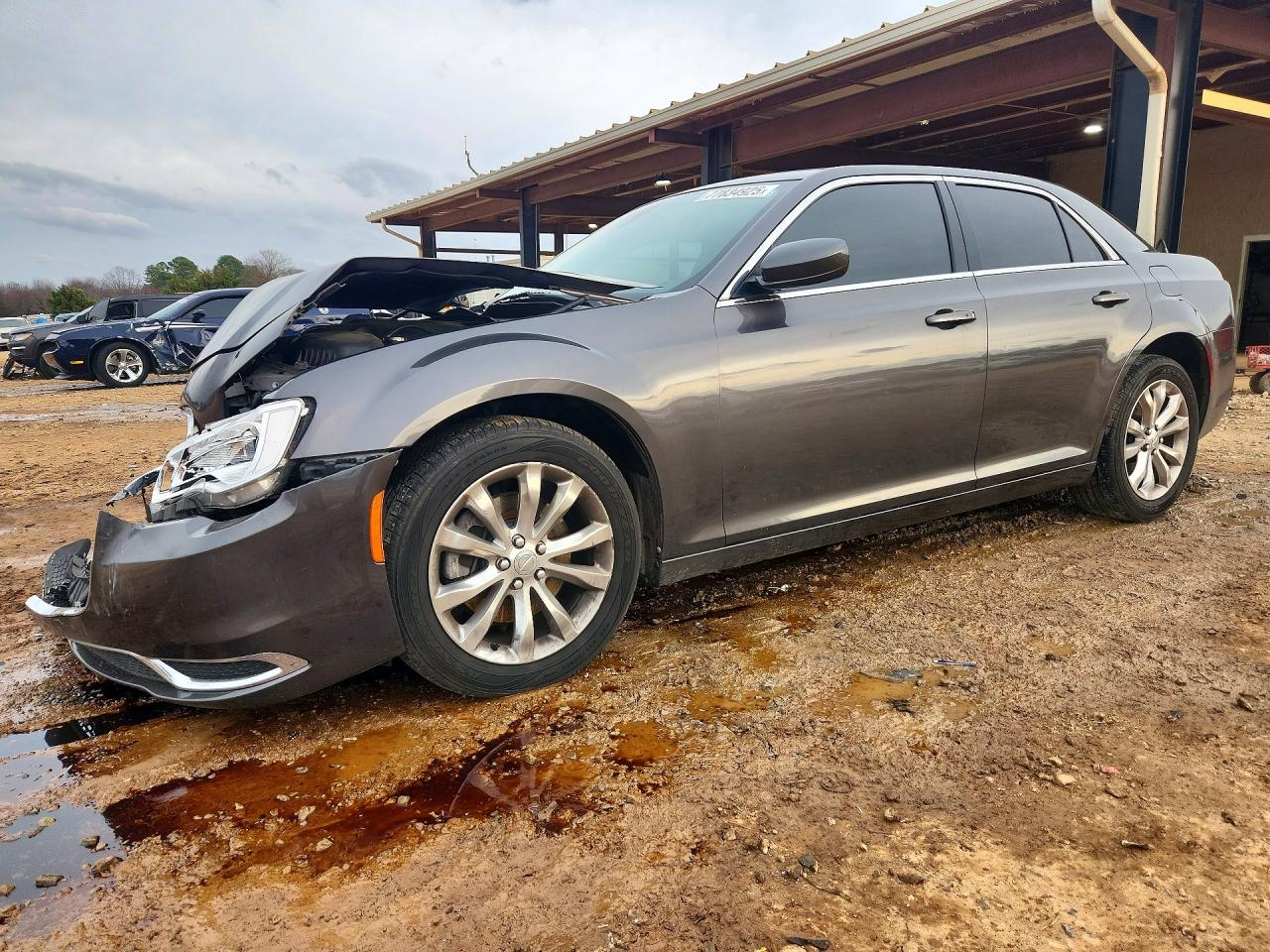 2018 CHRYSLER 300 TOURING | 2C3CCARG6JH226619 | UPCARS