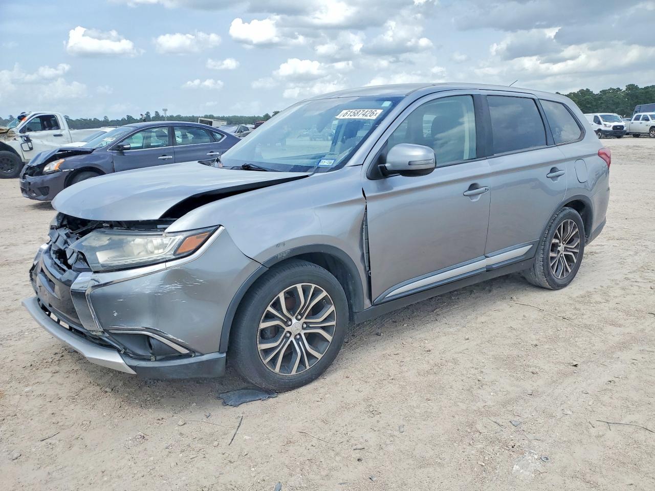 2016 MITSUBISHI OUTLANDER SE | JA4AD3A32GZ016154 | UPCARS
