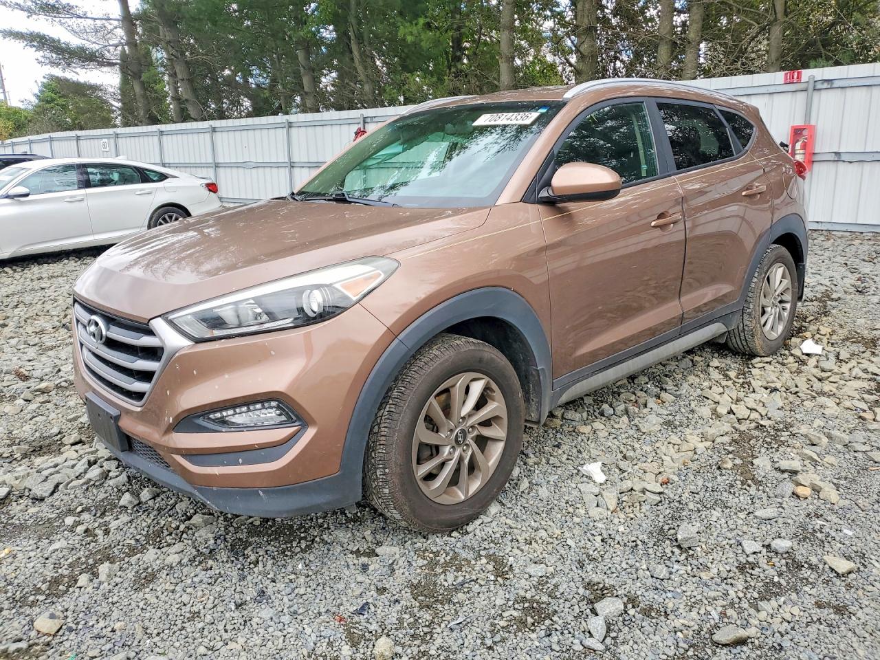 2017 HYUNDAI TUCSON SE | KM8J33A42HU389240 | UPCARS
