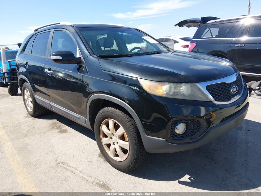 2011 KIA SORENTO LX | 5XYKT4A14BG098137 | UPCARS