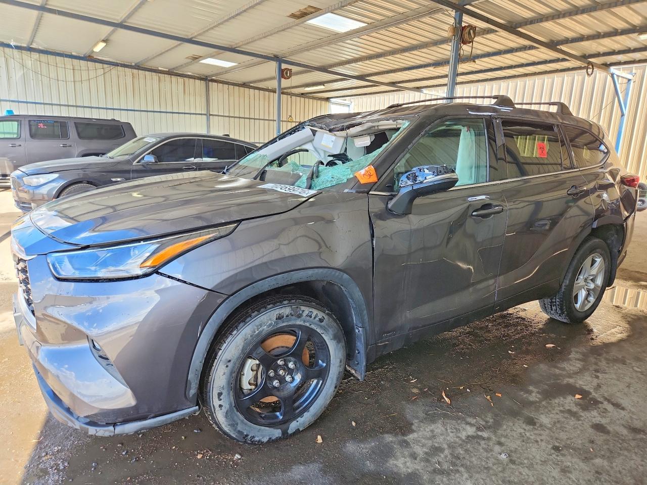 2022 TOYOTA HIGHLANDER HYBRID LE | 5TDBBRCHXNS560587 | UPCARS