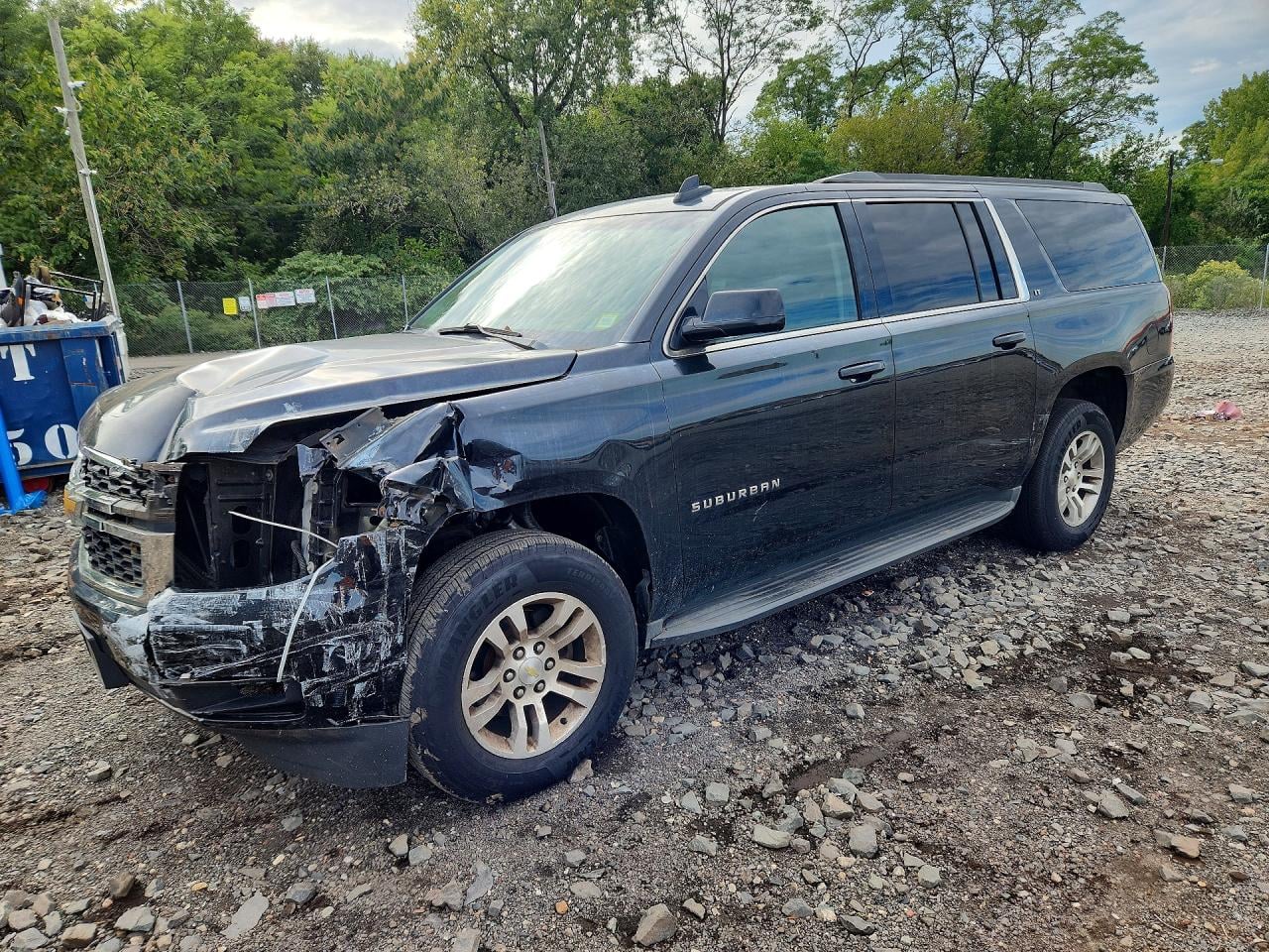 2015 CHEVROLET SUBURBAN K1500 LT | 1GNSKJKC3FR689236 | UPCARS
