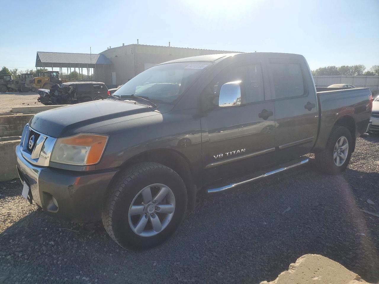 2011 NISSAN TITAN SV | 1N6BA0EC6BN320371 | UPCARS