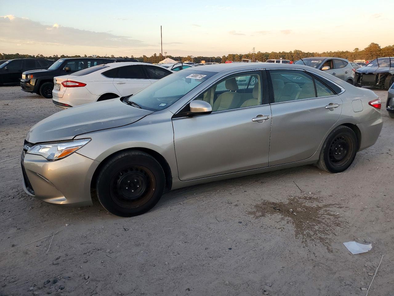 2016 TOYOTA CAMRY LE | 4T4BF1FKXGR573059 | UPCARS