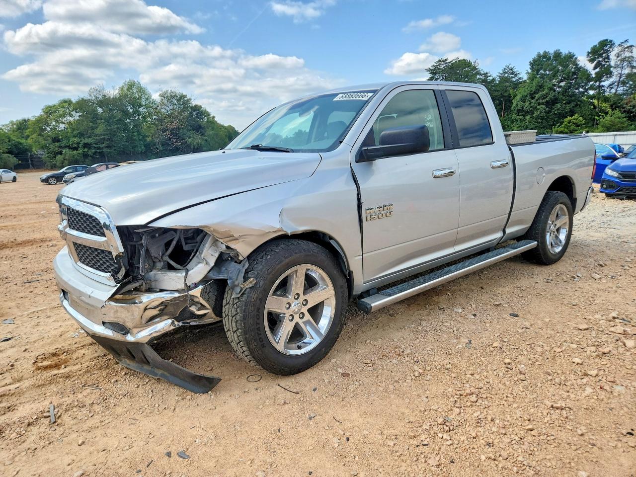 2017 RAM 1500 SLT | 1C6RR6GG8HS678845 | UPCARS