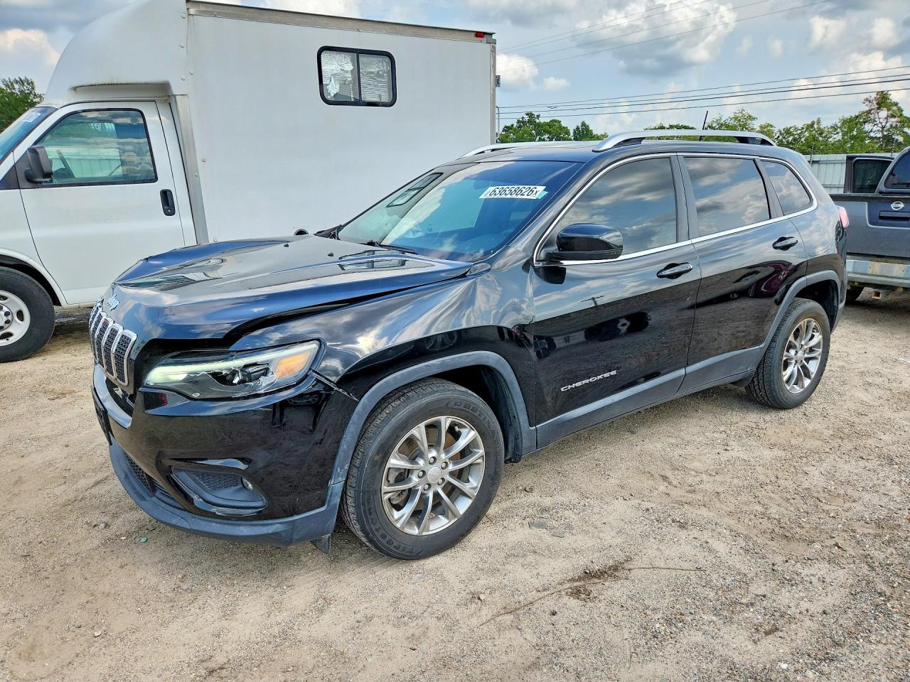 2019 JEEP CHEROKEE LATITUDE PLUS | 1C4PJLLB5KD428121 | UPCARS