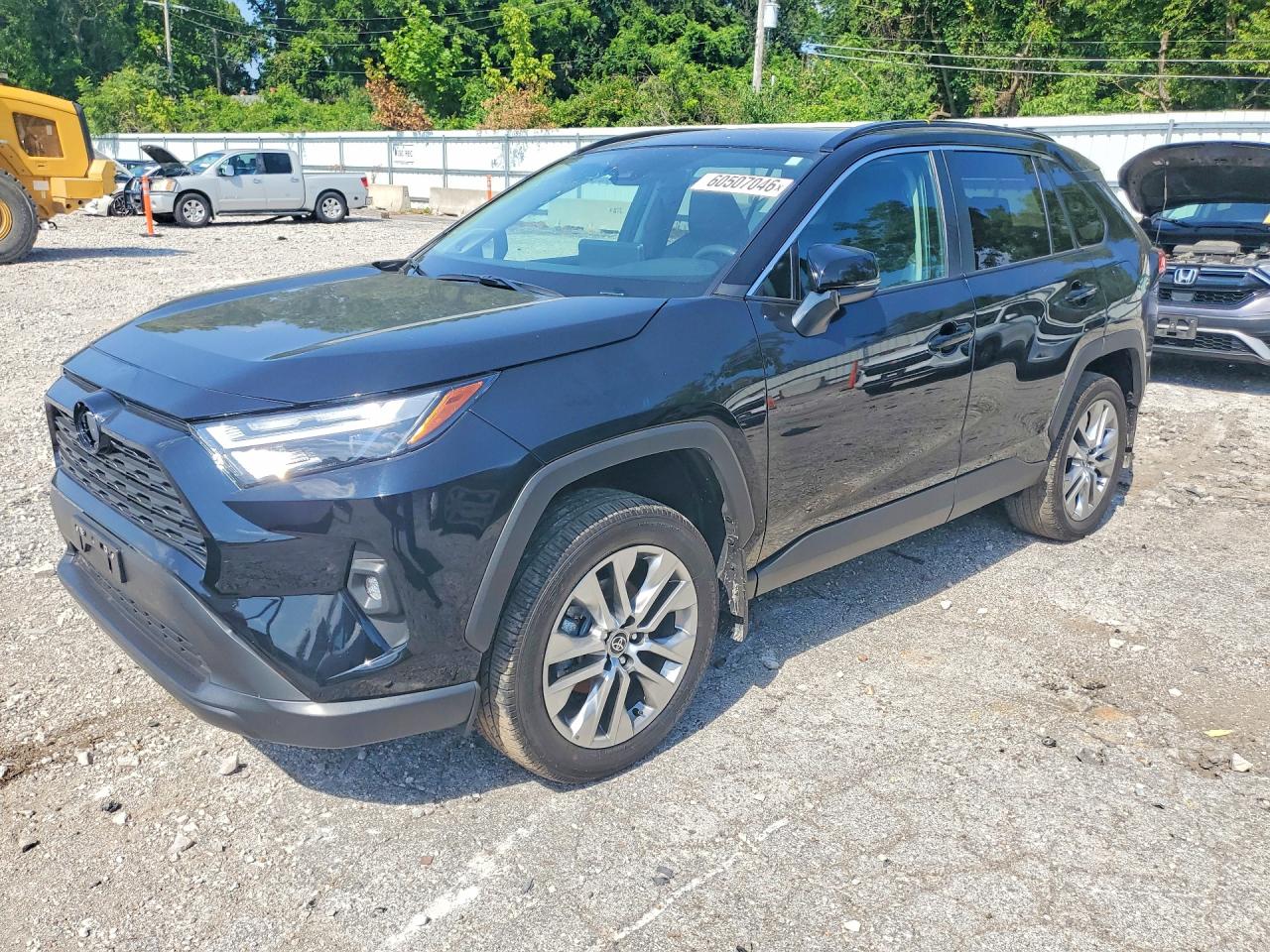 2025 TOYOTA RAV4 XLE PREMIUM | 2T3A1RFV7SW552117 | UPCARS