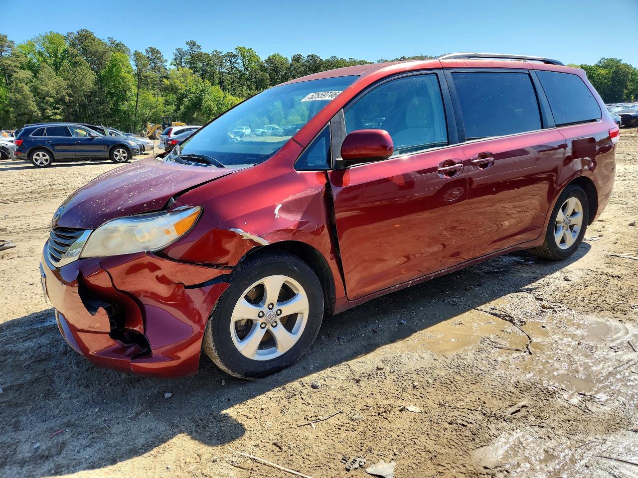 2011 TOYOTA SIENNA LE | 5TDKK3DCXBS122423 | UPCARS