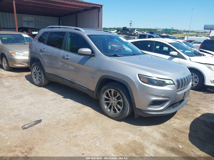 2019 JEEP CHEROKEE LATITUDE PLUS FWD | 1C4PJLLB0KD226285 | UPCARS