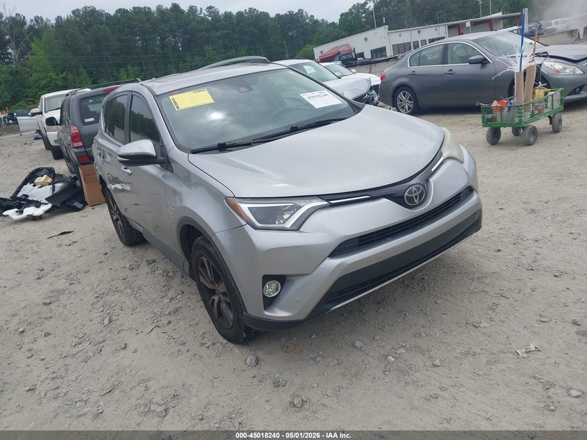 2018 TOYOTA RAV4 XLE | JTMWFREV3JJ187456 | UPCARS