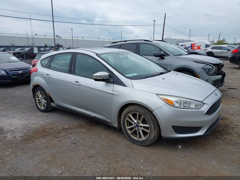 2015 FORD FOCU SE | 1FADP3KEXFL274066 | UPCARS