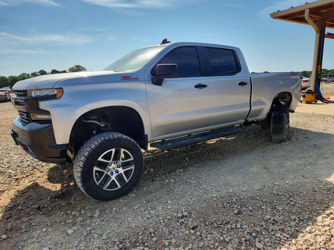 2020 CHEVROLET SILVERADO K1500 LT TRAIL BOSS | 1GCPYFED4LZ107428 | UPCARS