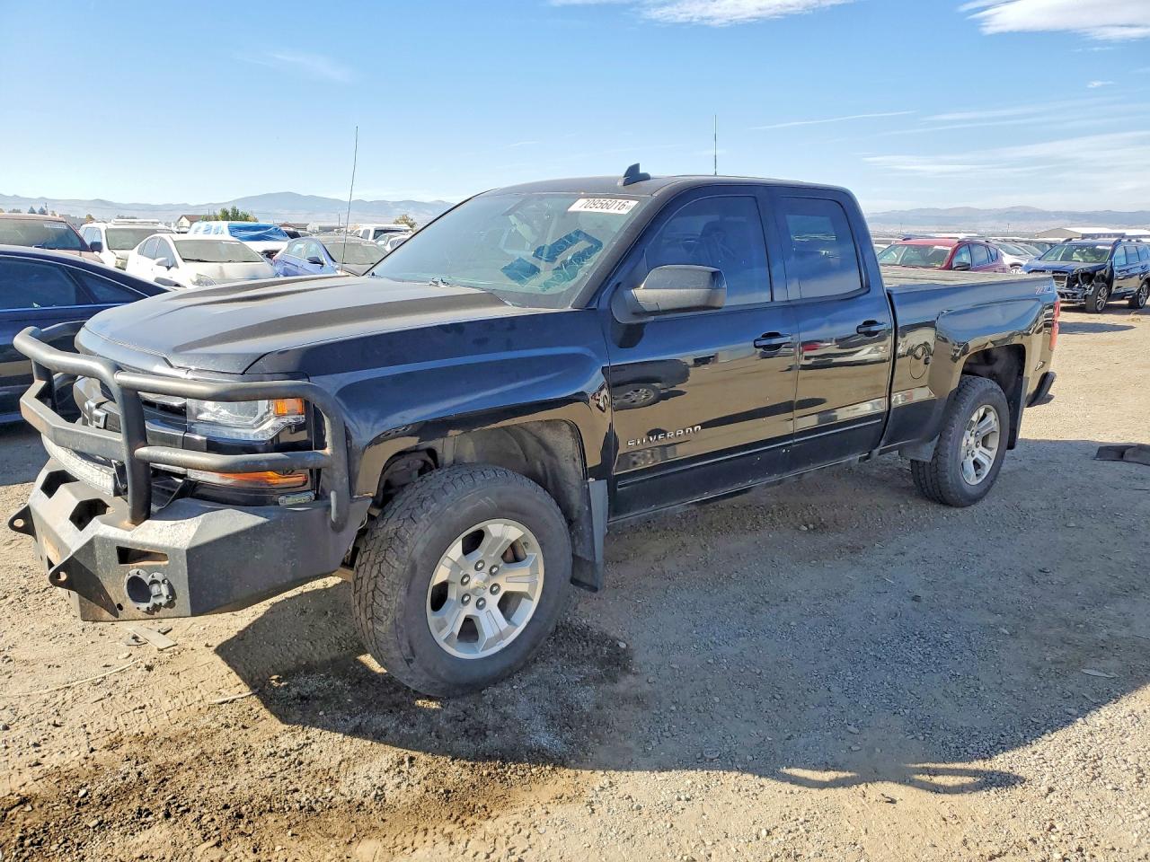 2016 CHEVROLET SILVERADO K1500 LT | 1GCVKREC2GZ207891 | UPCARS