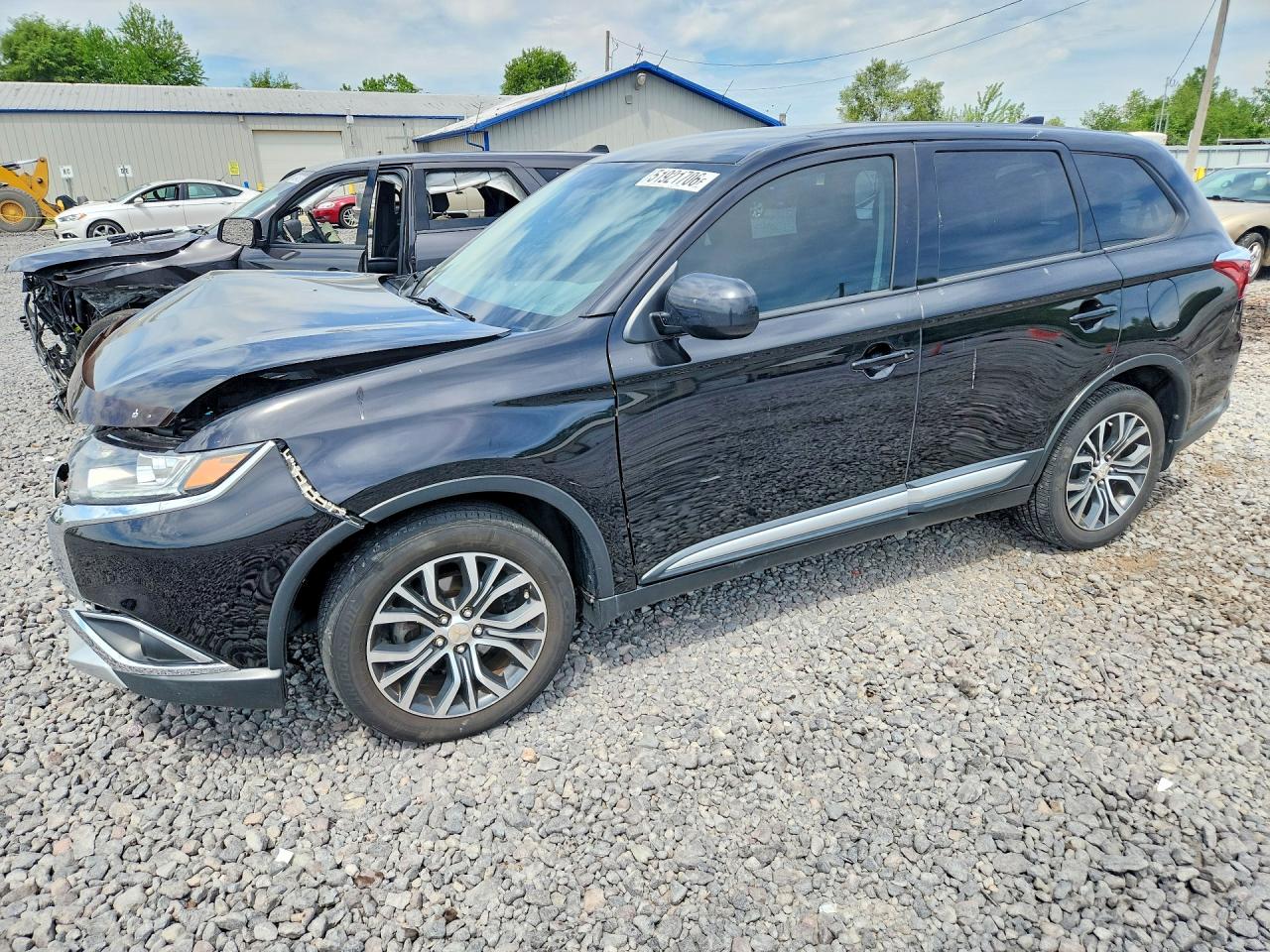 2017 MITSUBISHI OUTLANDER ES | JA4AD2A36HZ047967 | UPCARS