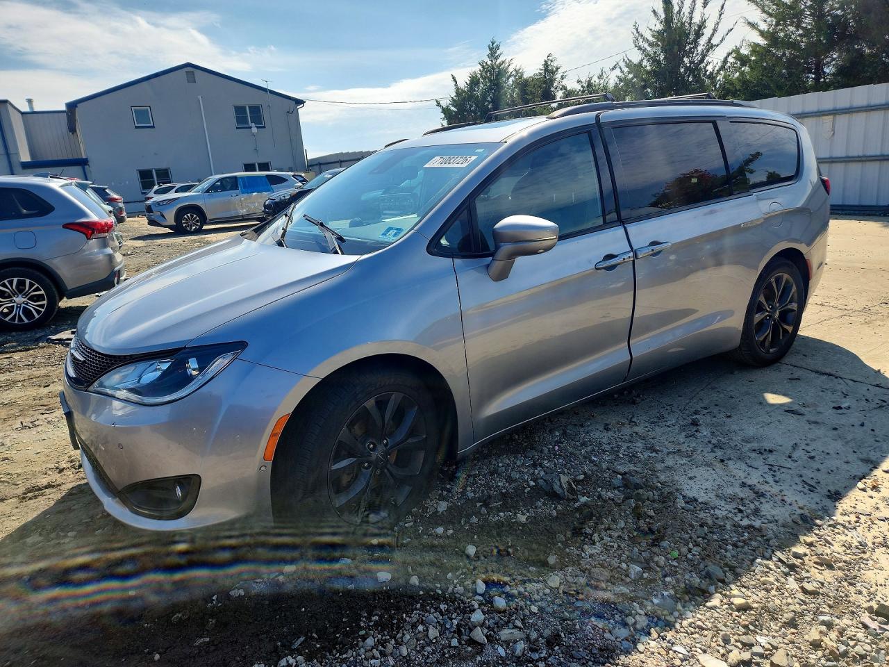 2020 CHRYSLER PACIFICA LIMITED | 2C4RC1GGXLR240660 | UPCARS