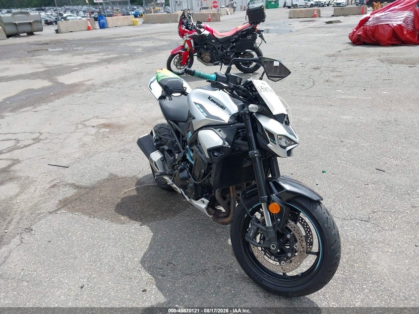 2025 KAWASAKI ZR900 S | ML5ZRDS16SDA01981 | UPCARS