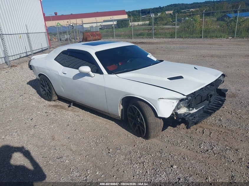 2015 DODGE CHALLENGER SXT PLUS OR R/T | 2C3CDZBT2FH704822 | UPCARS