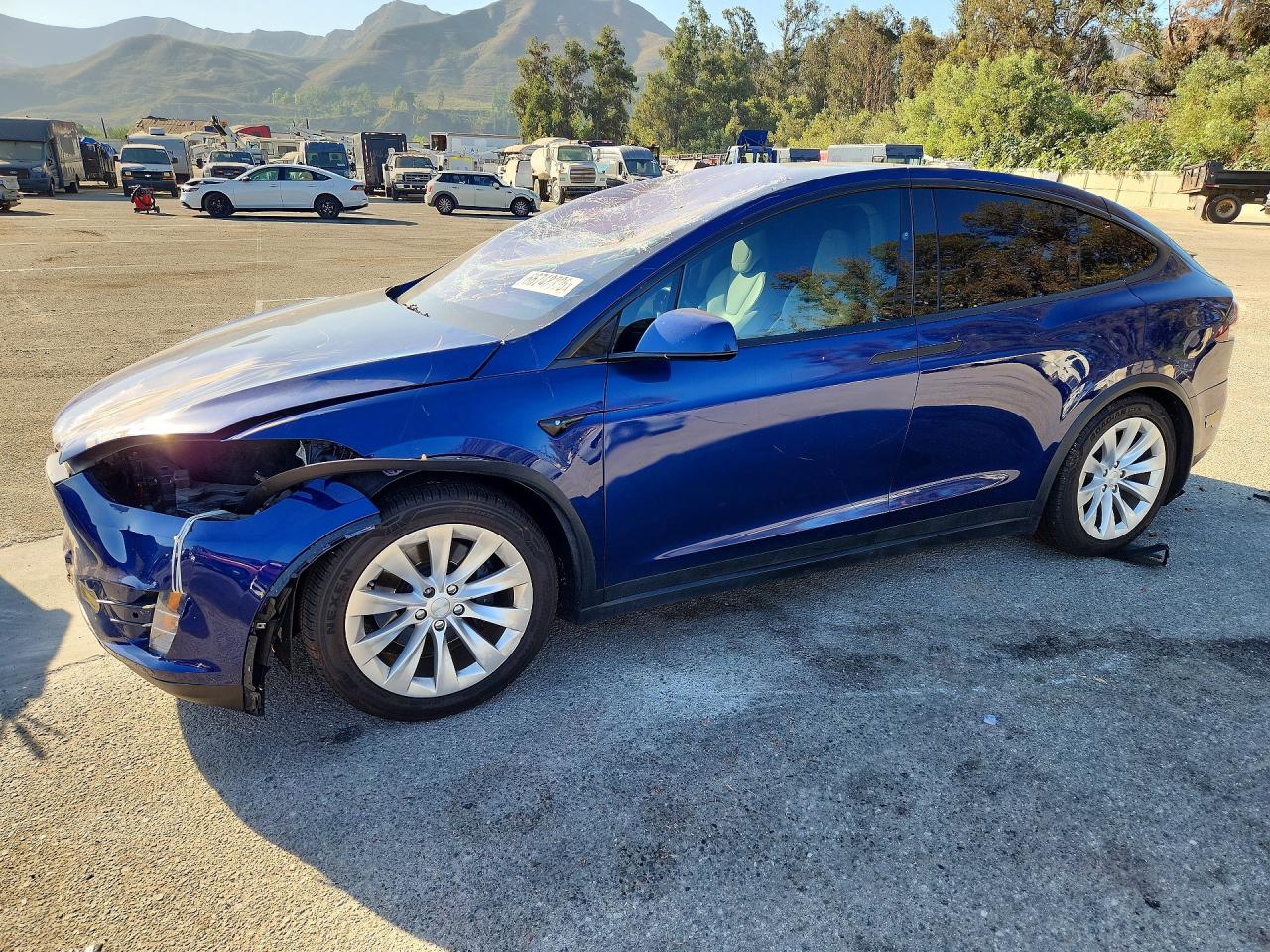 2018 TESLA MODEL X | 5YJXCDE27JF140492 | UPCARS