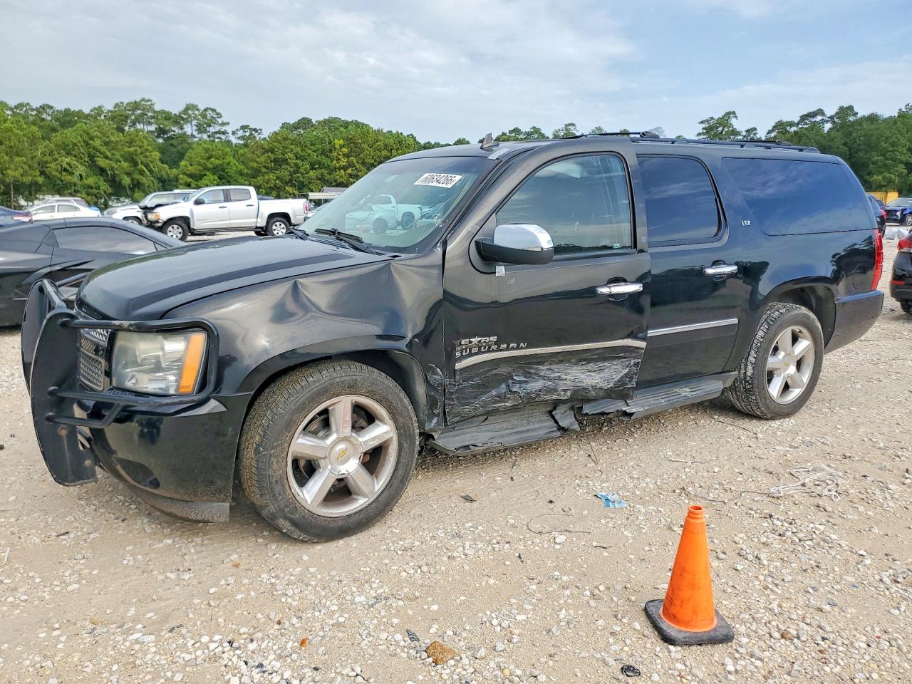 2011 CHEVROLET SUBURBAN C1500 LTZ | 1GNSCKE00BR347712 | UPCARS